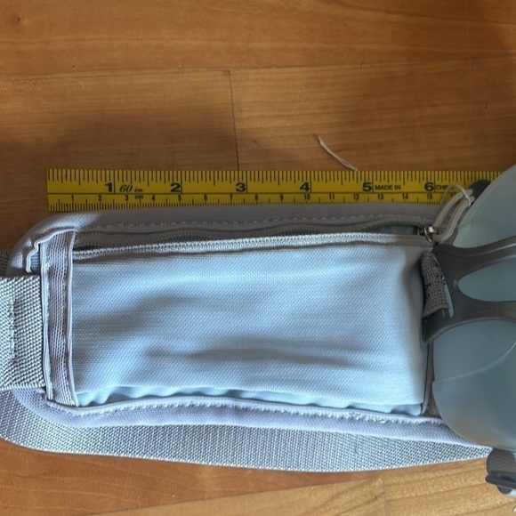 Human Propulsion Lab biking bike drink water belt 230ml silver/grey Nathan - Picture 6 of 11